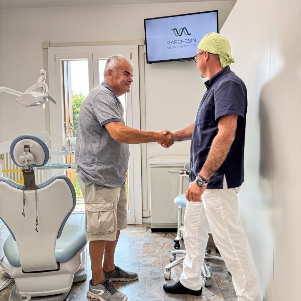 Chirurgia orale 7 FOTO CI PRENDIAMO CURA DI TE - Dentista a Vicenza
