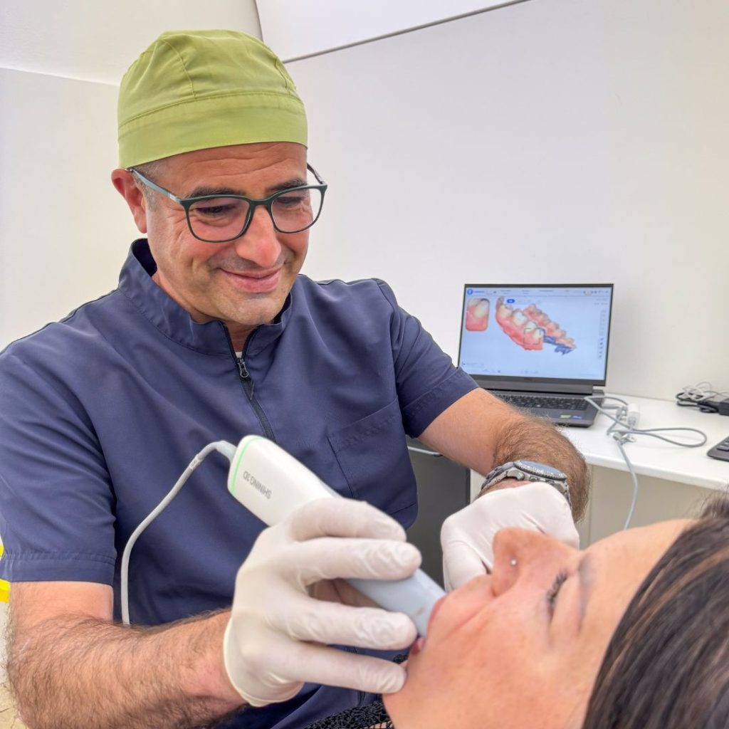 Chirurgia orale 8 FOTO CI PRENDIAMO CURA DI TE - Dentista a Vicenza